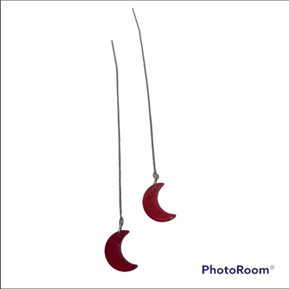 Red glitter crescent moon threader earrings goth gothic boho witch new goth - Picture 3 of 4